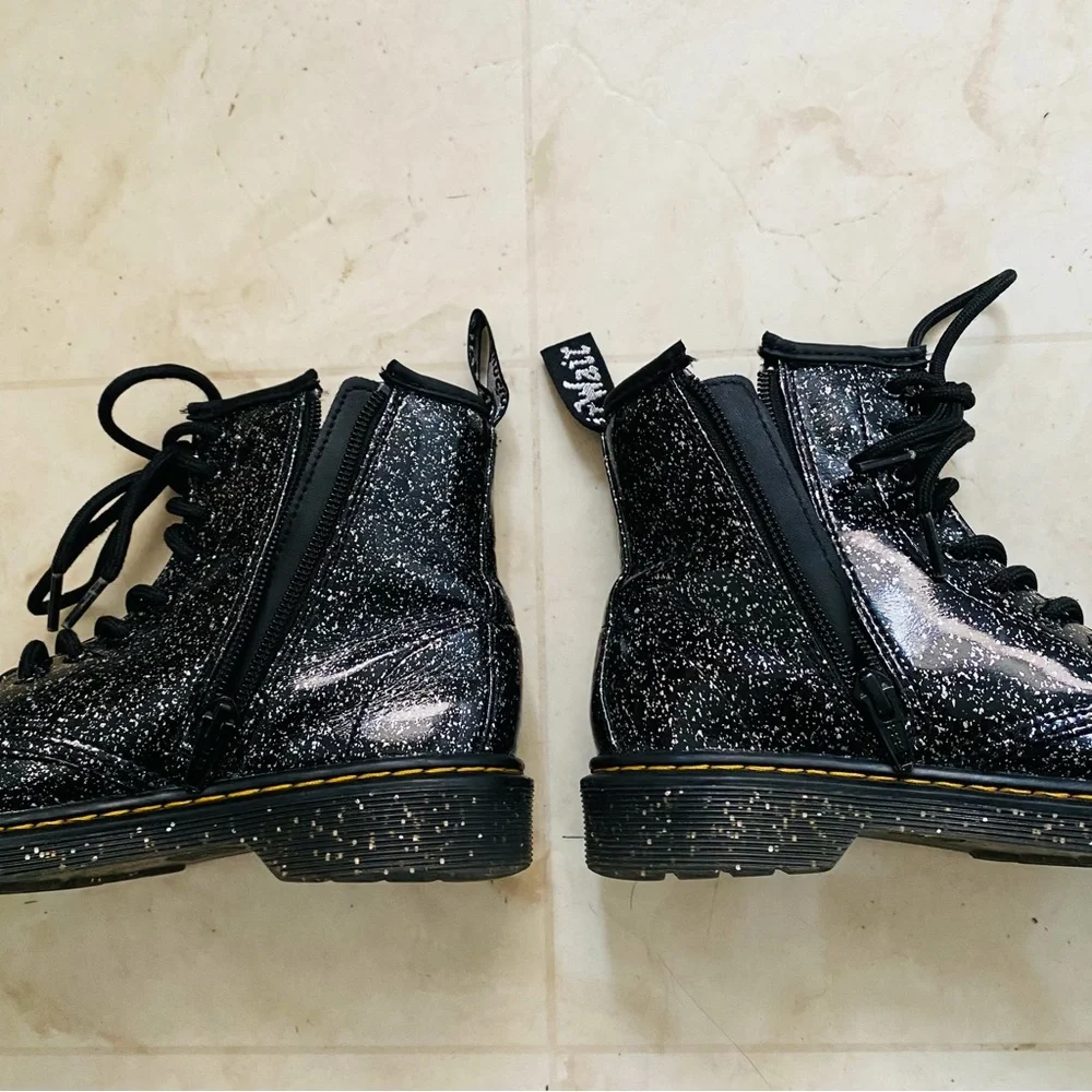 $75 Dr. Martens Junior 1460 Black Cosmic Silver Glitter Lace Up Zipper Boots 2